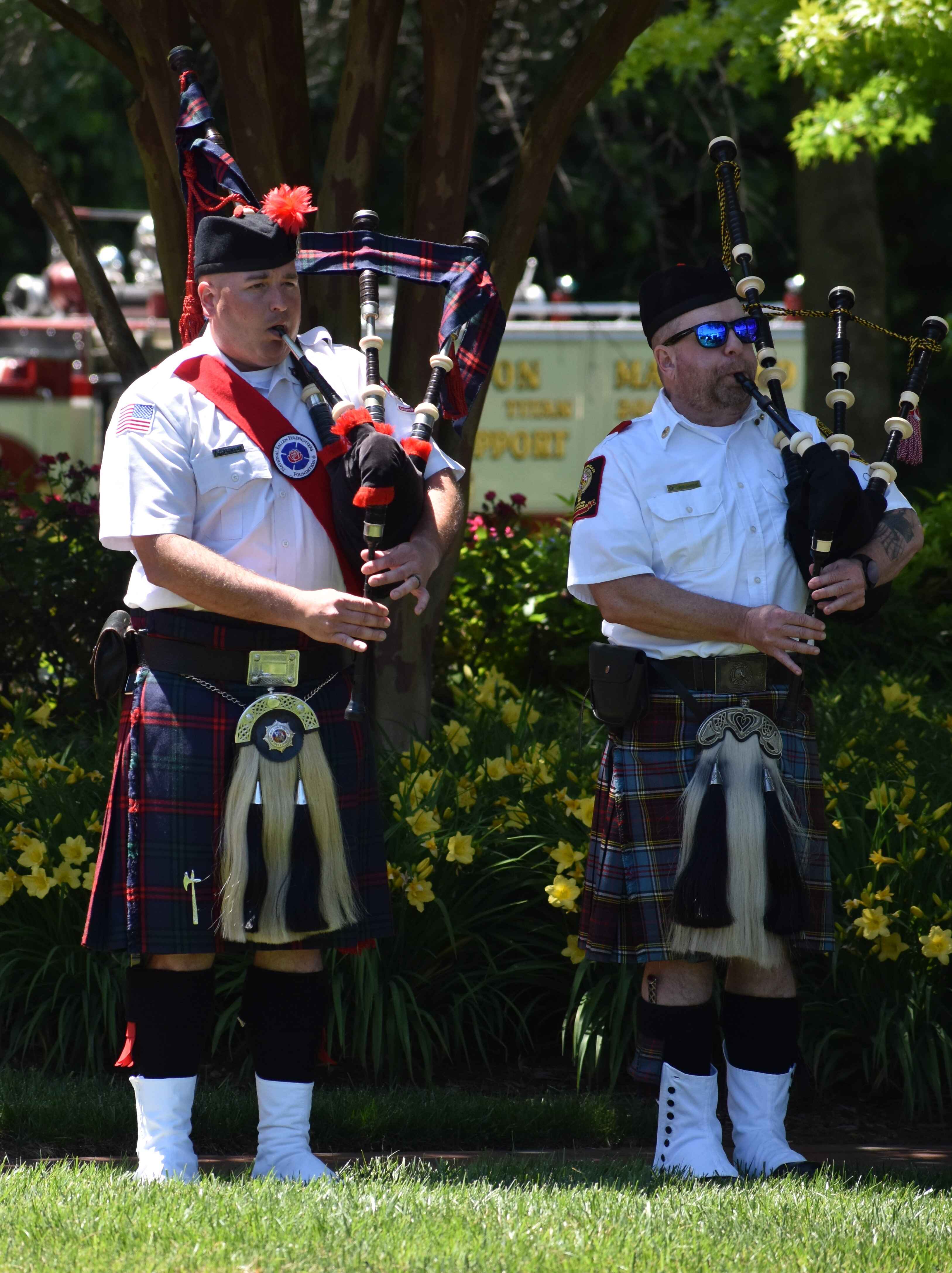 Pipes and Drums Going Home Musical Selection 6